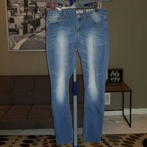 Indigo Rein size 13 skinny jeans